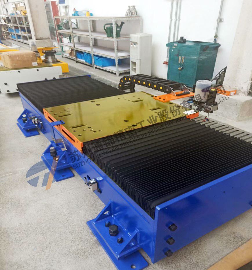 風(fēng)琴罩第七軸機器人